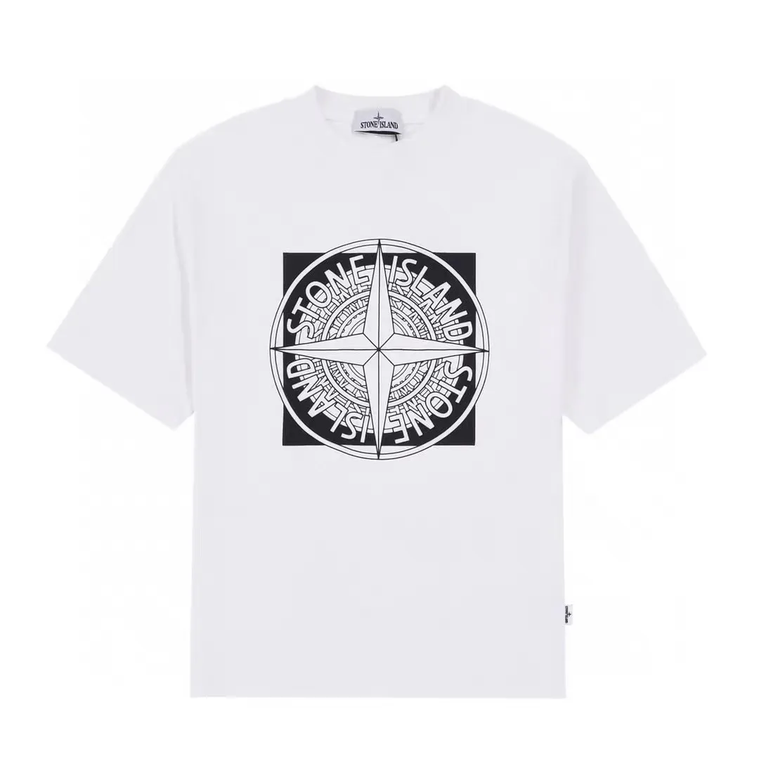 W626#P110💰 [Stone lsland/Stone Island summer new short-sleeved T-shirt with big compass print on the chest] ⚠️[Original creation with high control of details] - Made of 260 grams of combed cotton with 32-count double yarn, soft and comfortable to the touch, sweat-absorbent and breathable. - Simple, basic and versatile style, original quality, the first choice for couples. - Made in a large factory, four needles and five threads on the shoulder, neatly arranged, high quality workmanship. - Same style for men and women. Very versatile, one piece for everyone, details are clearly visible. Color: Black White Size: M L